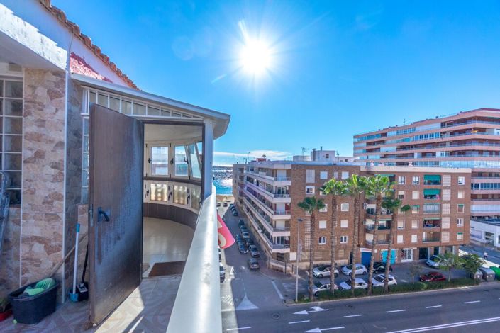 Image No.28-3 Bed Property for sale