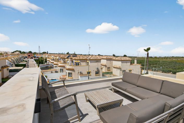 Image No.20-3 Bed Villa for sale