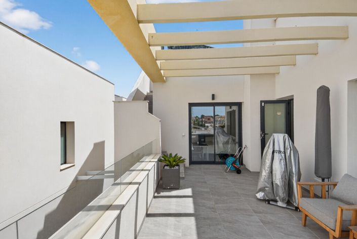 Image No.22-3 Bed Villa for sale