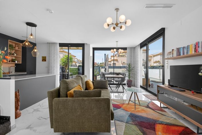 Image No.3-3 Bed Villa for sale