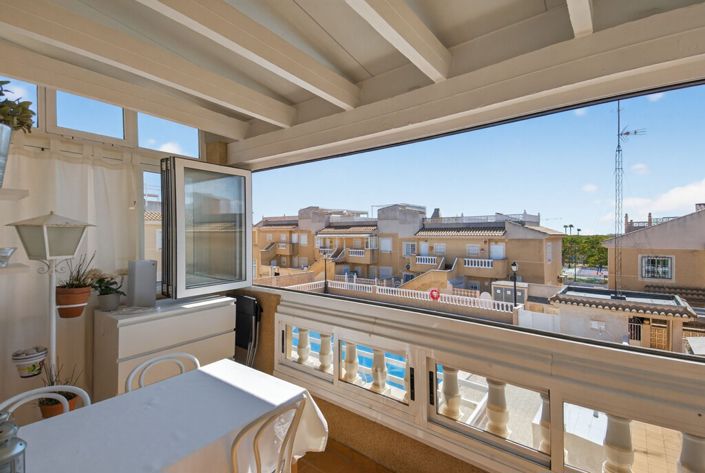 Image No.14-2 Bed Property for sale