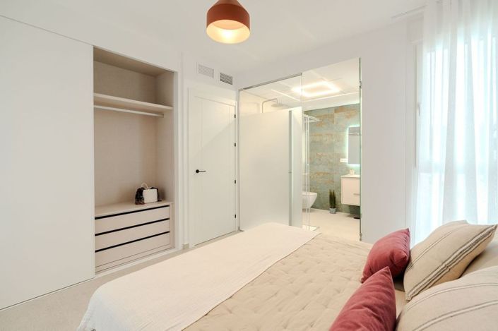 Image No.20-3 Bed Villa for sale