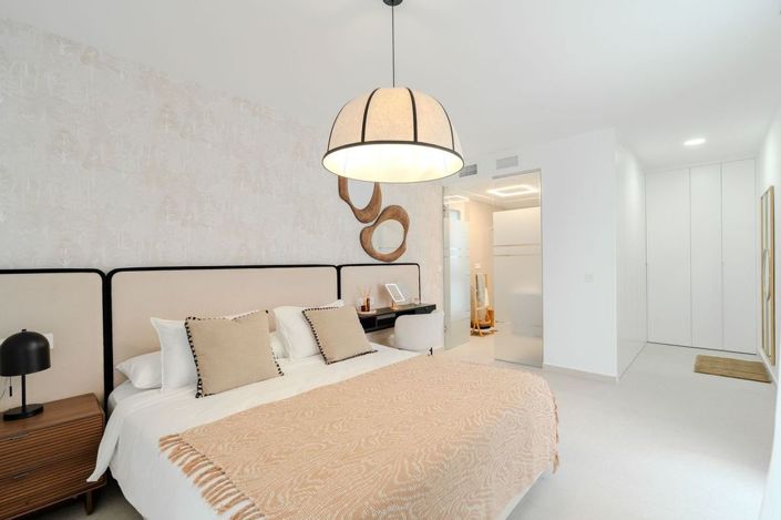 Image No.24-3 Bed Villa for sale