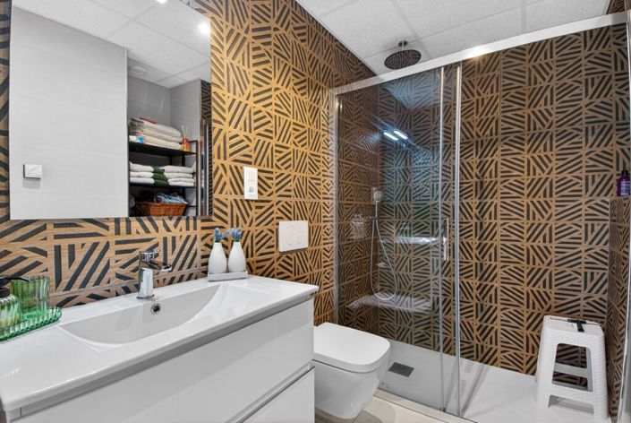 Image No.22-3 Bed Apartment for sale