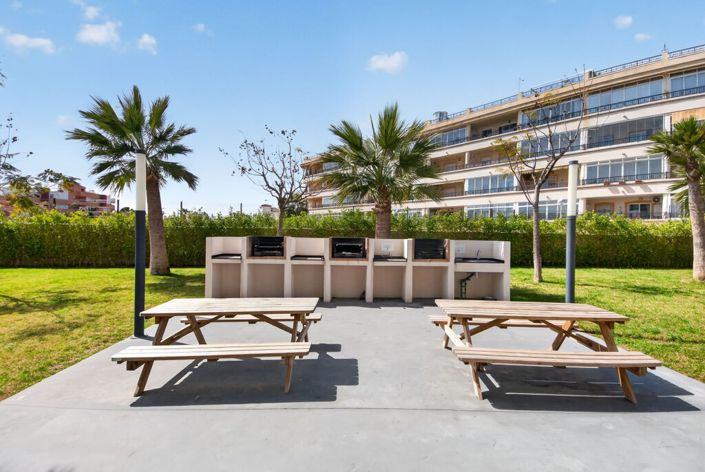 Image No.30-3 Bed Apartment for sale