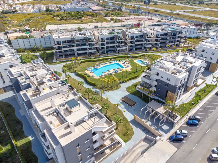 Image No.33-3 Bed Apartment for sale