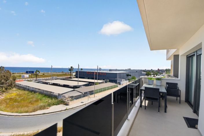 Image No.5-3 Bed Apartment for sale