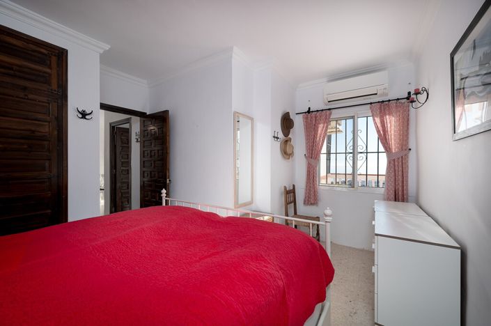 Image No.13-2 Bed Apartment for sale