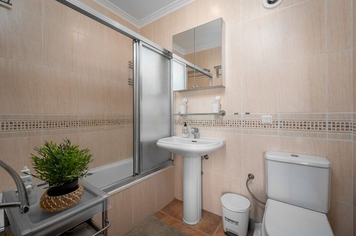 Image No.15-2 Bed Apartment for sale