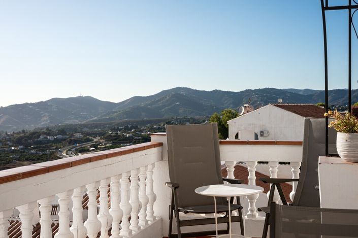 Image No.25-2 Bed Apartment for sale