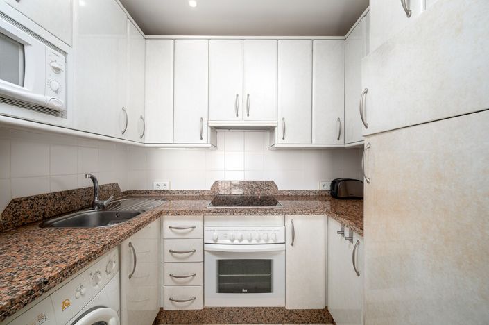 Image No.8-2 Bed Apartment for sale