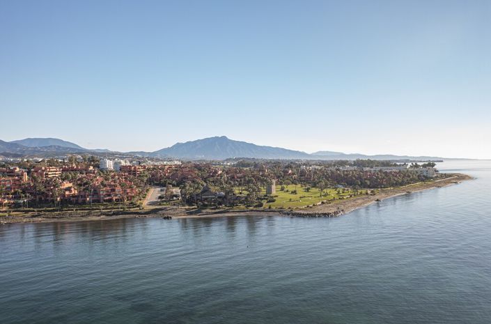 Image No.15-3 Bed Property for sale