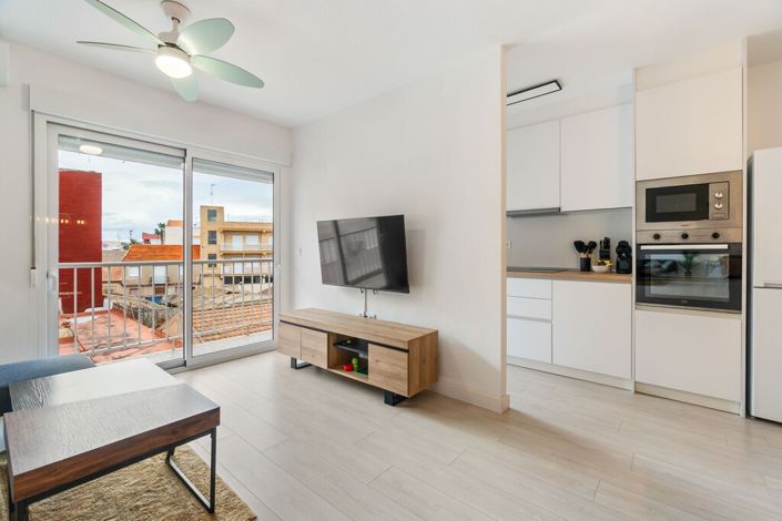 Image No.9-3 Bed Apartment for sale