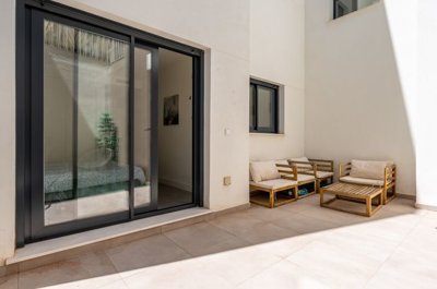 bzpaap122623096571024v0c5a5