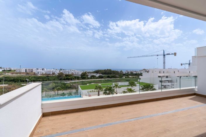 Image No.2-Appartement de 2 chambres à vendre à Estepona