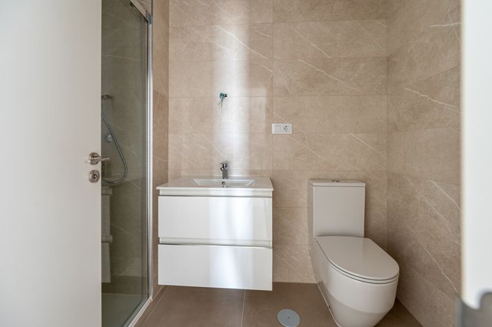 Image No.13-2 Bed Apartment for sale