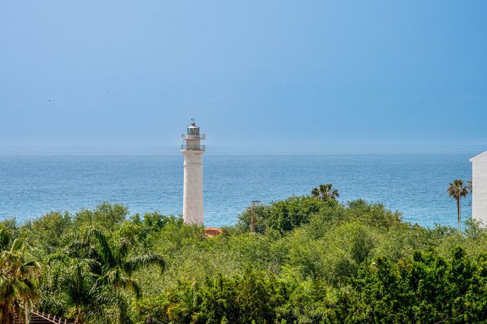 Image No.20-2 Bed Apartment for sale