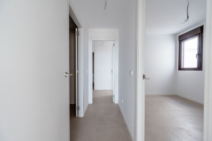 Image No.17-2 Bed Apartment for sale