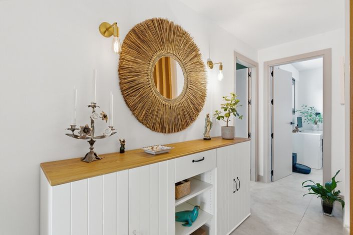 Image No.18-4 Bed Property for sale