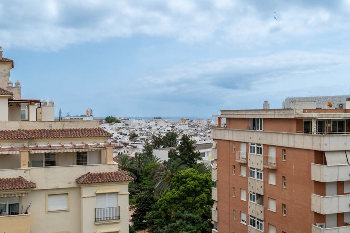 Image No.59-2 Bed Property for sale