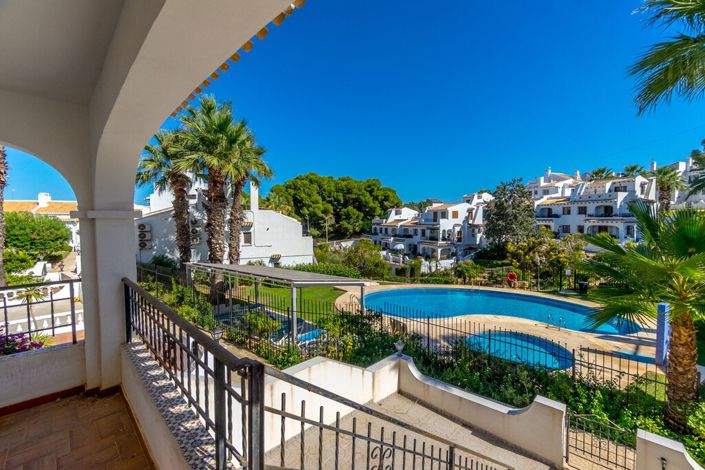 Image No.2-3 Bed Townhouse for sale