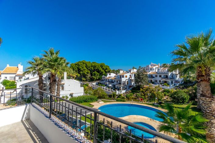 Image No.24-3 Bed Townhouse for sale