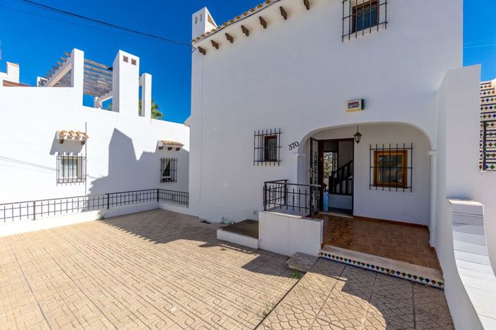 Image No.7-3 Bed Townhouse for sale