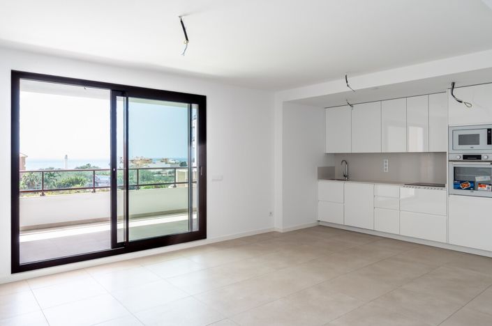 Image No.10-2 Bed Apartment for sale