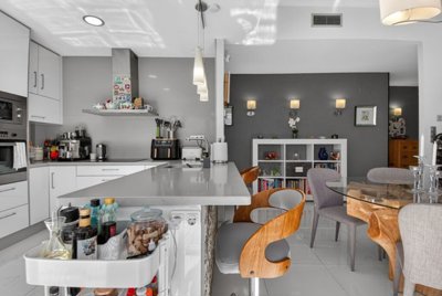 bzpaap122693098521024v07702