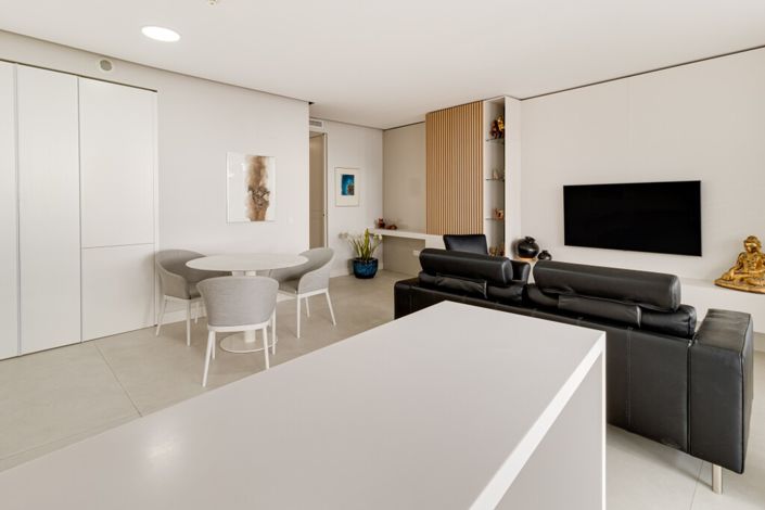 Image No.9-2 Bed Apartment for sale