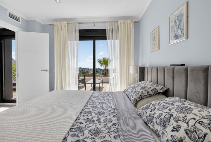 Image No.19-3 Bed Semi-Detached for sale