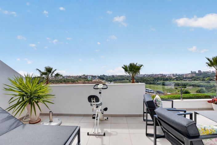 Image No.21-3 Bed Semi-Detached for sale