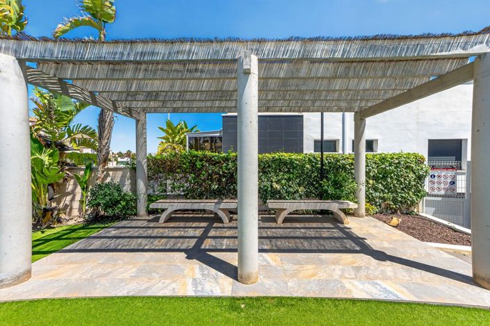 Image No.33-3 Bed Semi-Detached for sale