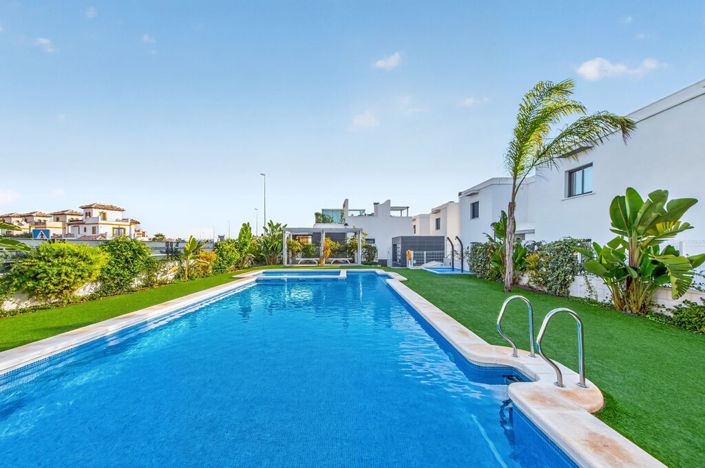 Image No.34-3 Bed Semi-Detached for sale