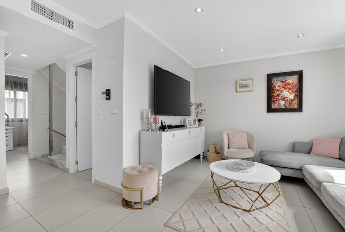 Image No.6-3 Bed Semi-Detached for sale