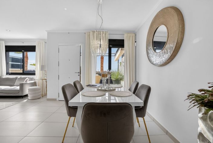 Image No.7-3 Bed Semi-Detached for sale