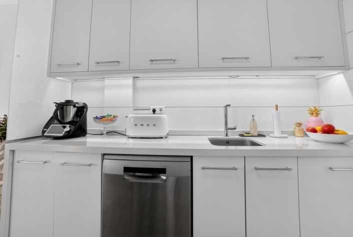 Image No.9-3 Bed Semi-Detached for sale