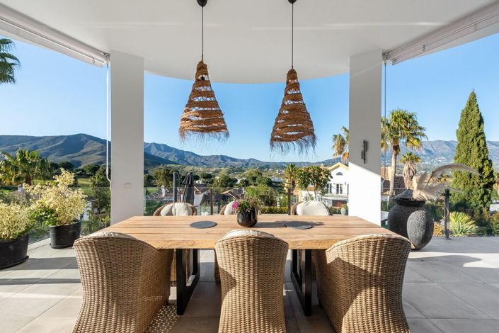 Image No.3-4 Bed Villa for sale