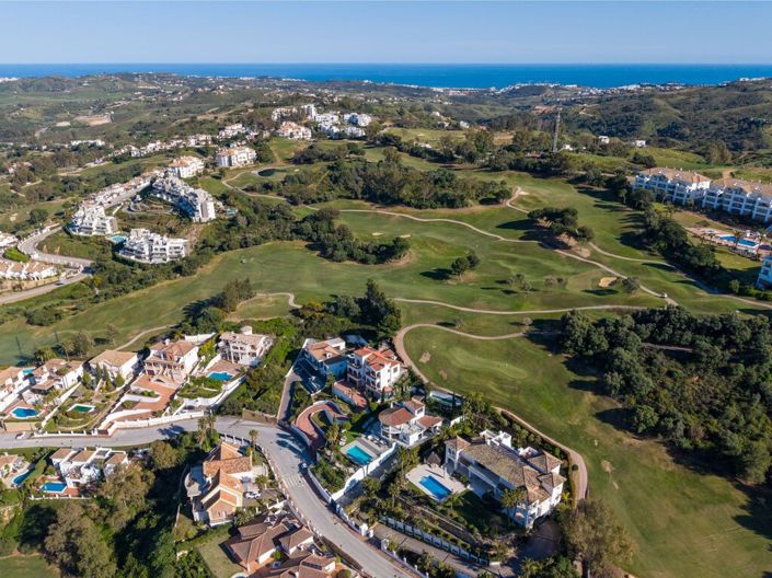 Image No.30-4 Bed Villa for sale