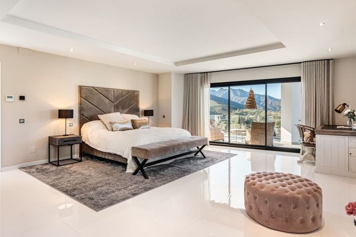 Image No.8-4 Bed Villa for sale