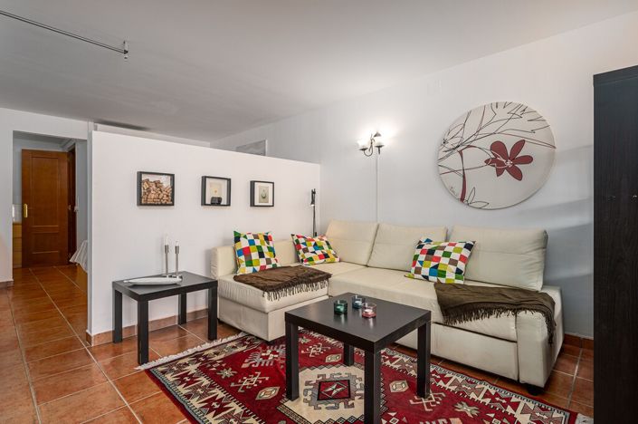 Image No.20-3 Bed Property for sale