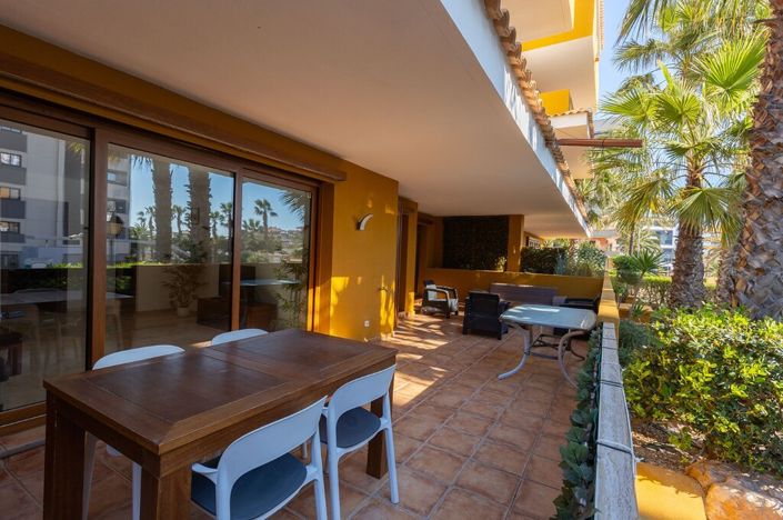 Image No.20-2 Bed Property for sale