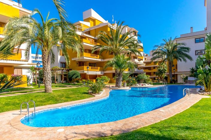 Image No.31-2 Bed Property for sale