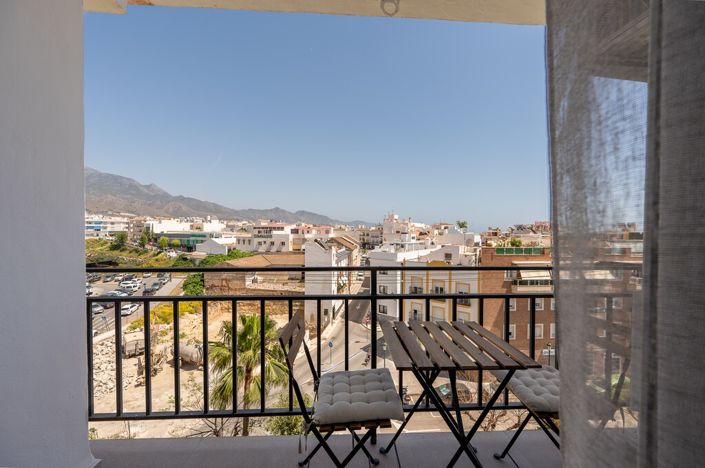 Image No.17-2 Bed Apartment for sale