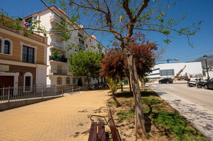 Image No.18-2 Bed Apartment for sale