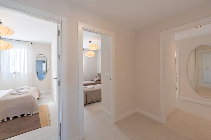 Image No.11-3 Bed Property for sale