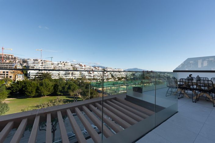 Image No.13-3 Bed Property for sale