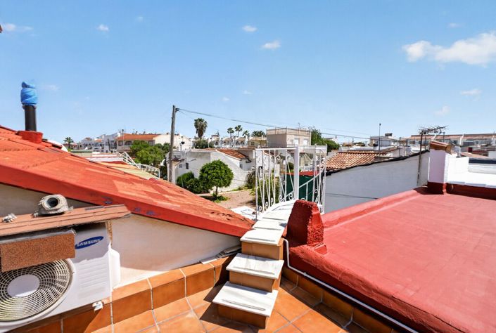 Image No.20-1 Bed Property for sale