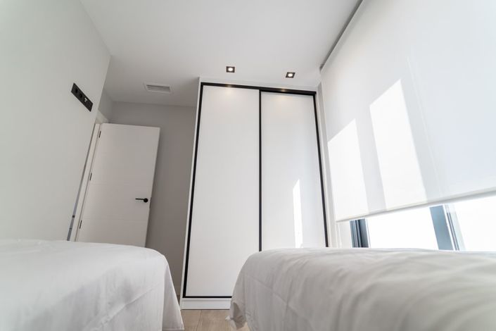 Image No.13-3 Bed Townhouse for sale