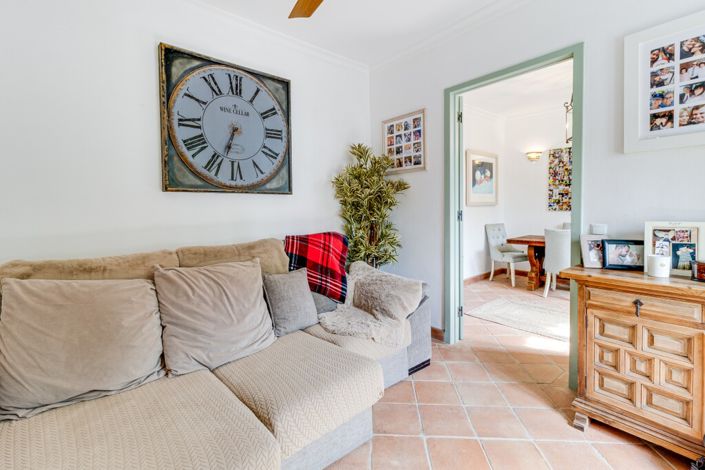 Image No.5-3 Bed Property for sale